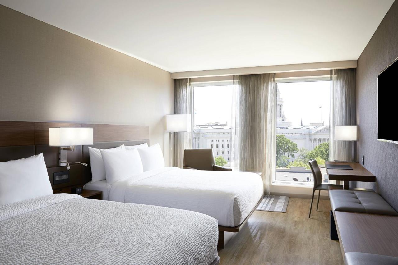 Ac Hotel By Marriott Madison Downtown מראה חיצוני תמונה