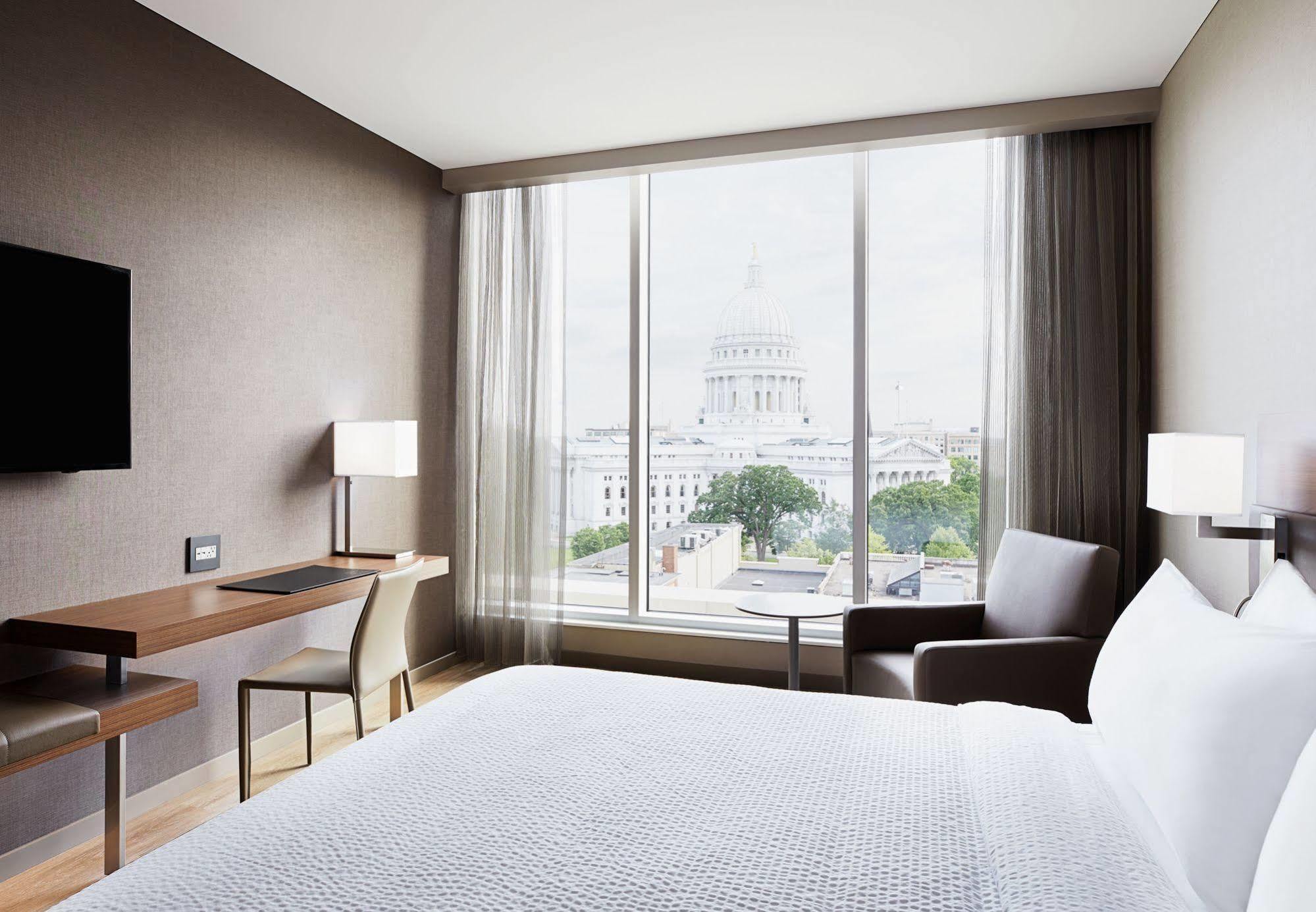Ac Hotel By Marriott Madison Downtown מראה חיצוני תמונה