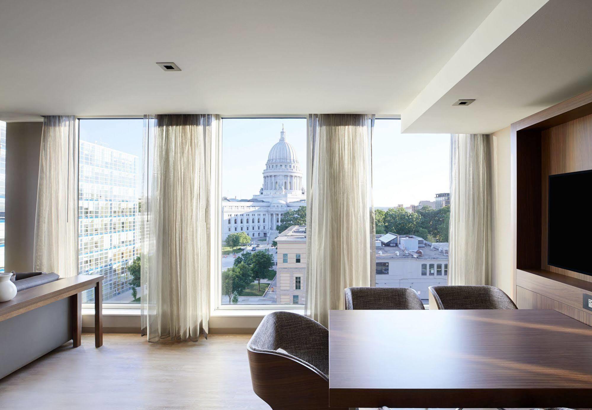 Ac Hotel By Marriott Madison Downtown מראה חיצוני תמונה